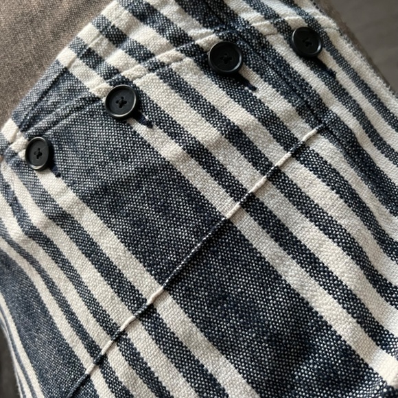 Loft Riviera Shorts - Picture 4 of 6